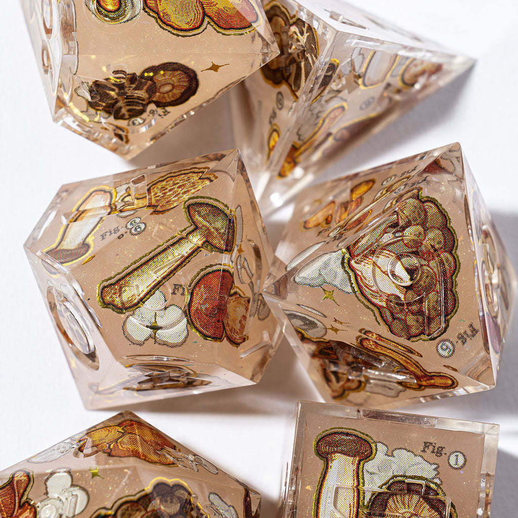 Mushroom Vintage 7-Piece Iconic Dice Set - Dispel Dice - Premium DnD Dice & Accessories # #