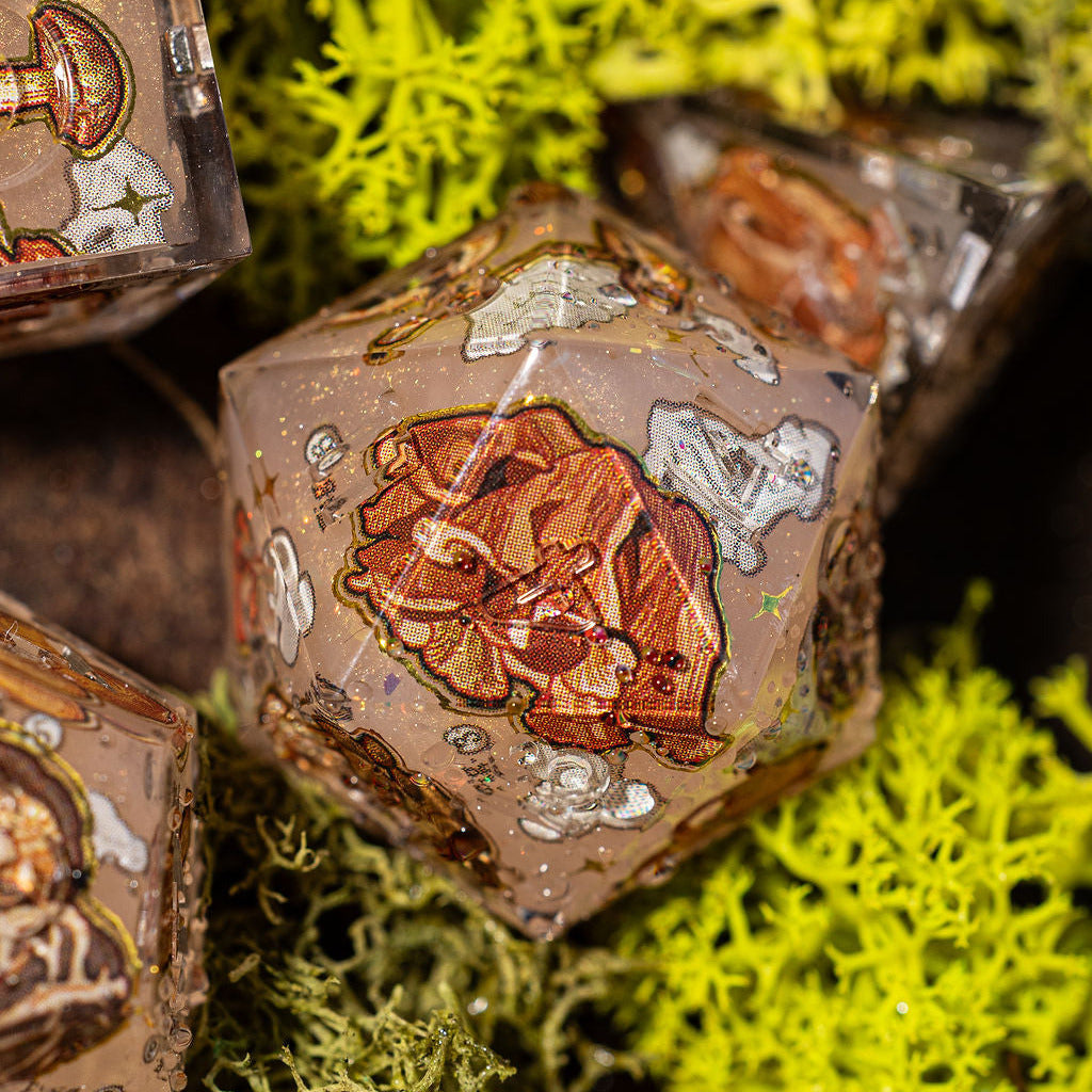 Mushroom Vintage 7-Piece Iconic Dice Set - Dispel Dice - Premium DnD Dice & Accessories # #