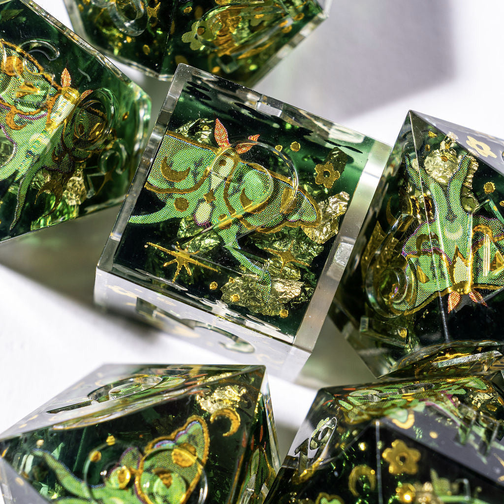 Luna Moth 7-Piece Iconic Dice Set