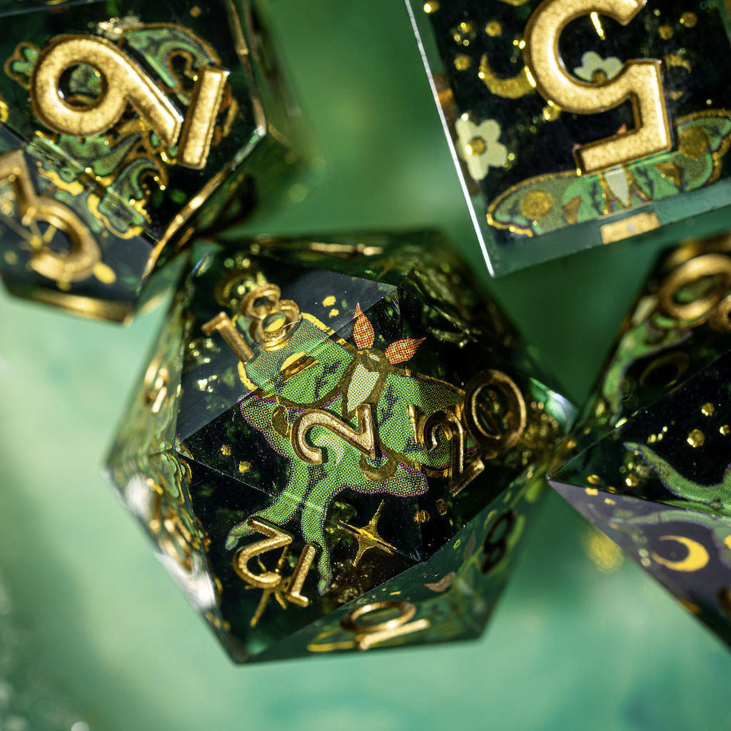 Luna Moth 7-Piece Iconic Dice Set