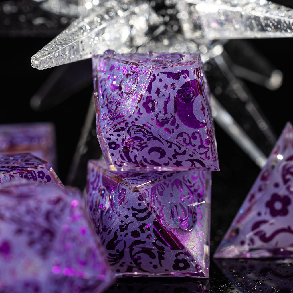 Moonlight 7-Piece Iconic Dice Set