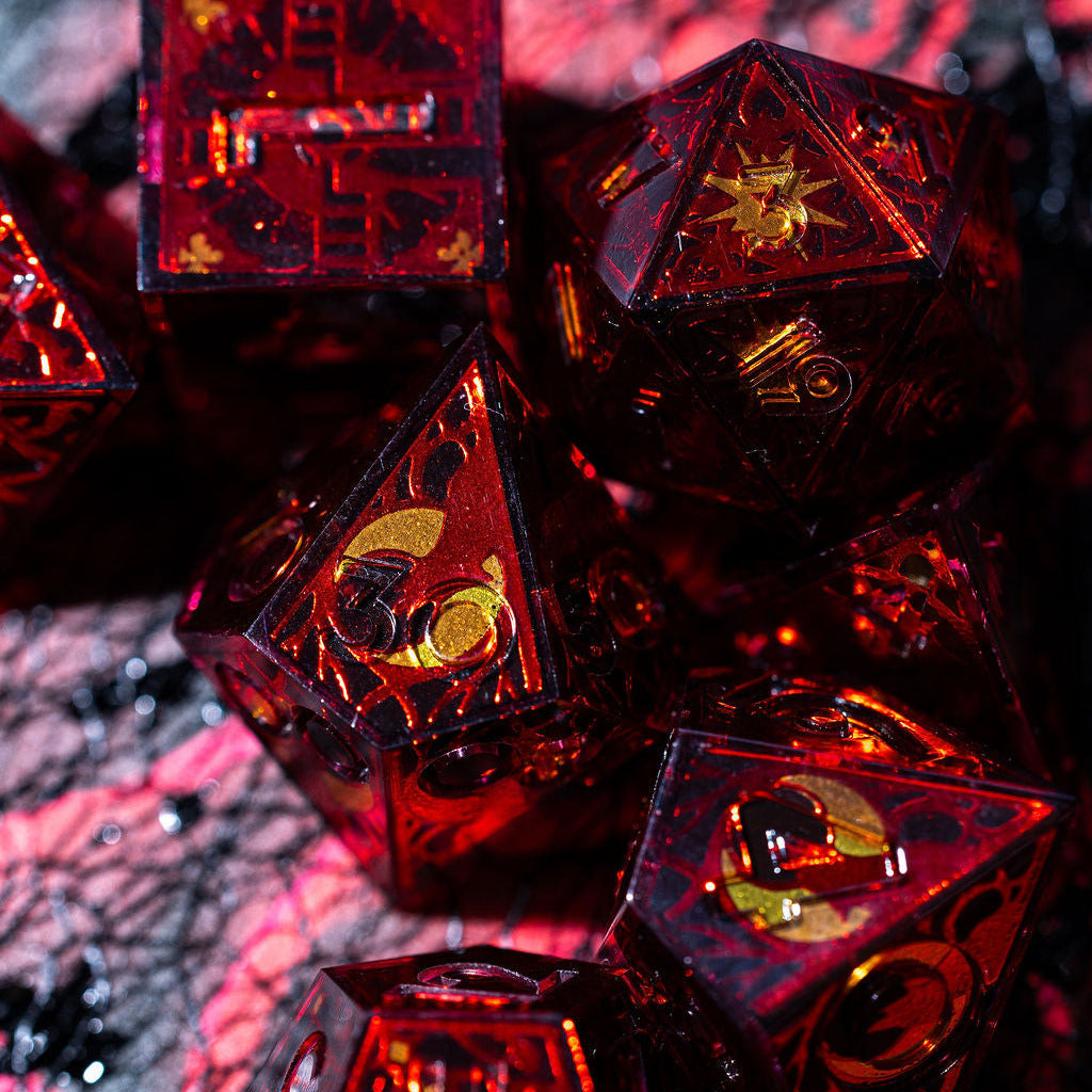 Curse of the Vampire 7-Piece Iconic Dice Set