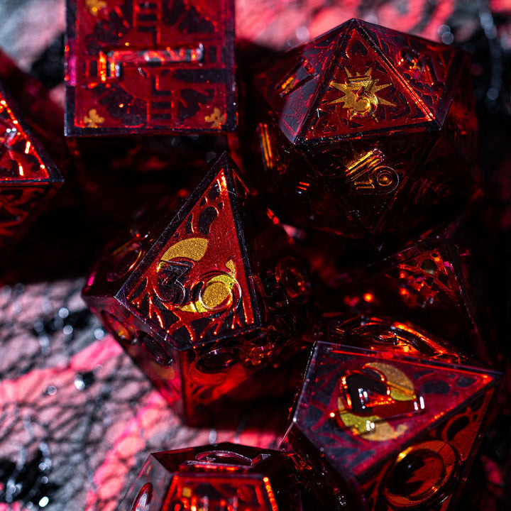 Curse of the Vampire 7-Piece Iconic Dice Set
