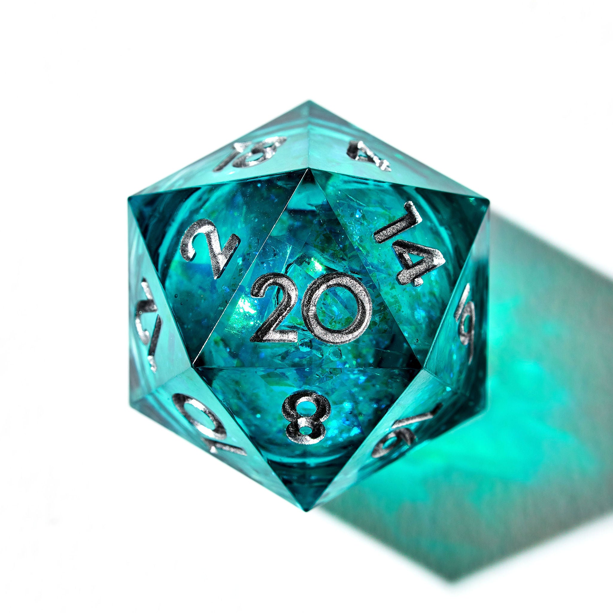 Frozen Heart Liquid Core 7-Piece Dice Set