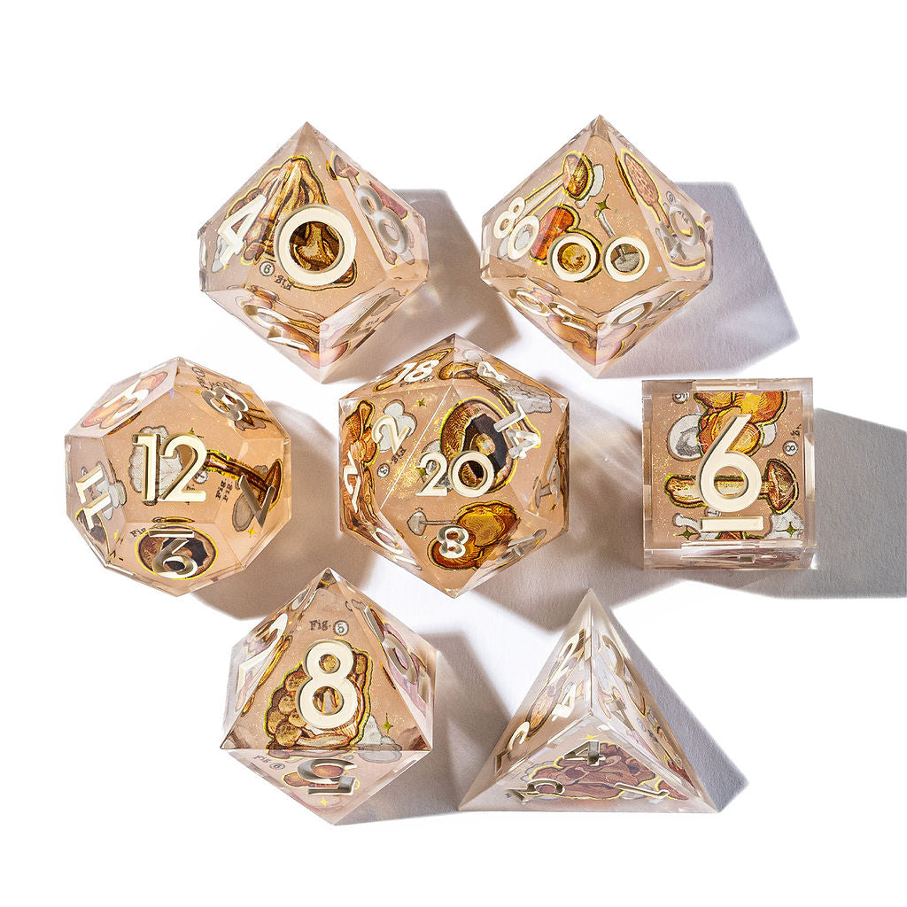 Mushroom Vintage 7-Piece Iconic Dice Set