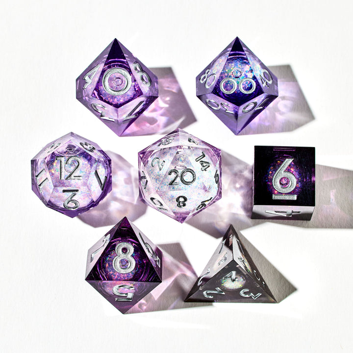 Ode to Amethyst 7-Piece Liquid Core Palette Dice Set