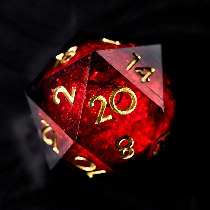 Composed picture of a red liquid core D20